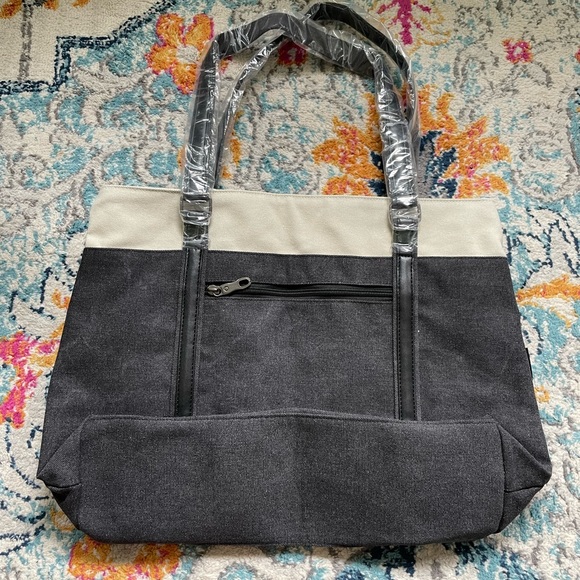 Black and White Canvas Tote Bag - New! - Laptop - Work - Fashion - Accessories - Picture 2 of 10